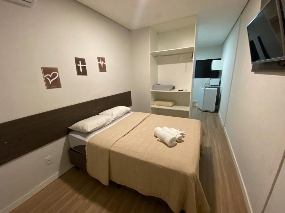 Hotel Smart Можі-Мірін Екстер'єр фото